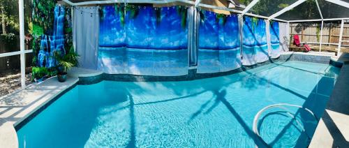 Cozy Pool House Close to all Attractions in Tampa