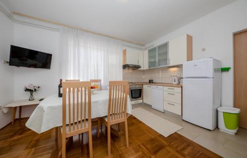 Apartments Ljubica Banjol in Rab