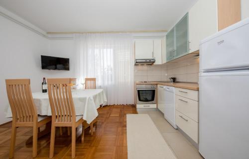 Apartments Ljubica Banjol in Rab