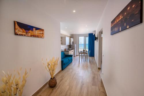 Apartment with Sea View image 10