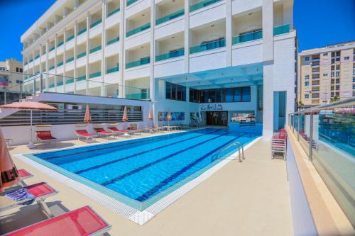 Hotel Vivas in ドゥラス