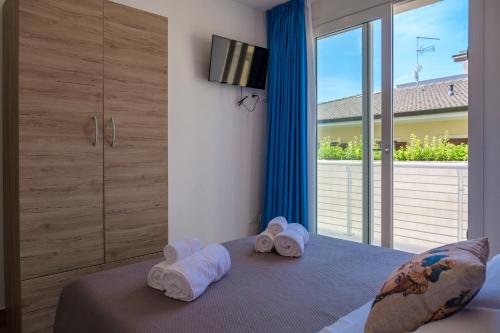 Apartment with Sea View image 8