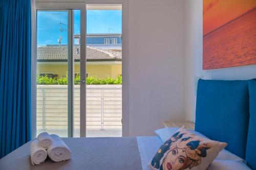 Apartment with Sea View image 3