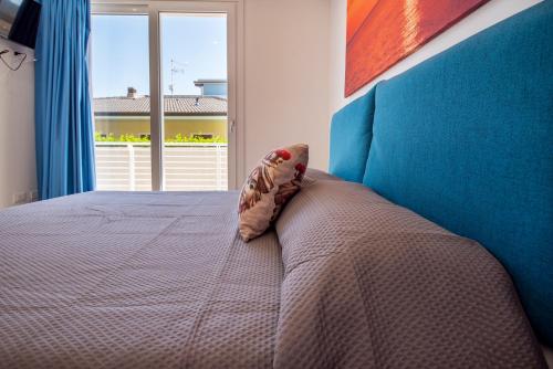 Apartment with Sea View image 7