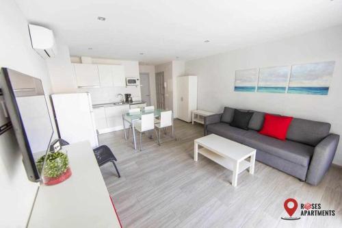  Roses Apartments 1 - vista mar lateral - 1habitacion in Roses