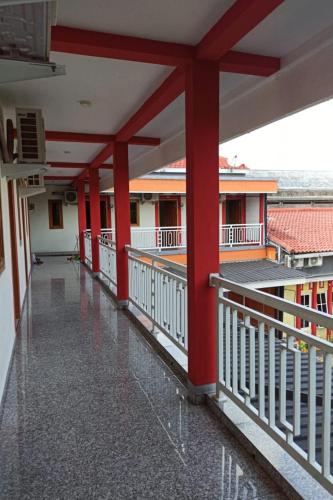 Harmony House Syariah near Alun Alun Pati Mitra RedDoorz in Pati