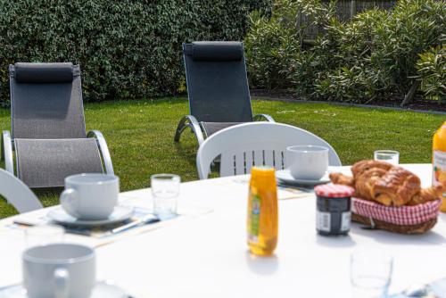 House with 3 bedrooms in Bangor with enclosed garden and WiFi 500 m from the beach - image 11