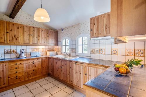 House with 3 bedrooms in Bangor with enclosed garden and WiFi 500 m from the beach - image 10