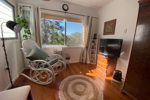 . Cozy self-contained unit surrounded by nature