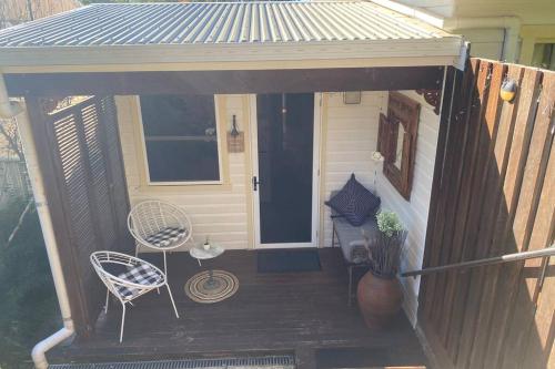 Cozy self-contained unit surrounded by nature in Lismore