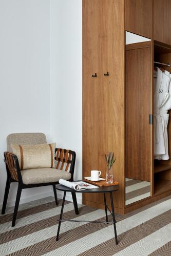 B60 Hotel - image 7