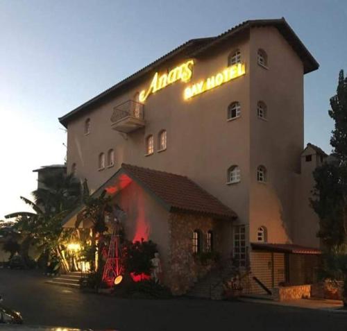 hotel photo