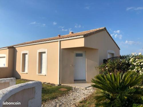 Maison Le Bernard gîte à louer Saint-Sornin