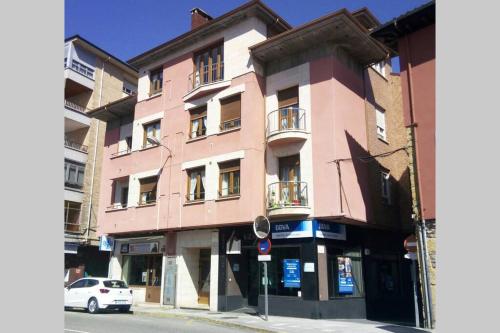  LA CASA DE SARA. Descanso cerca del Sella in 33540 Arriondas