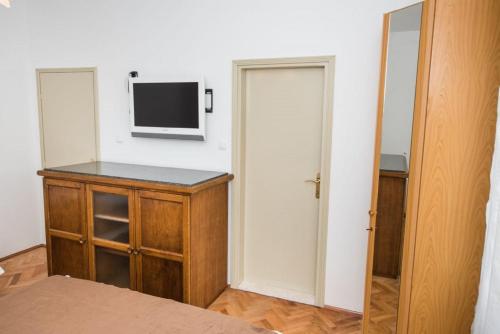 Room in Apartment - South Wing Apartment