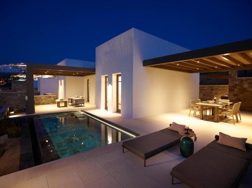 Bonzoe Suites & Villas