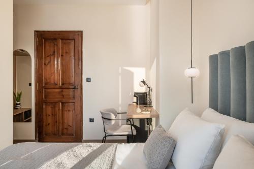 Amphitrite Hotel - image 10