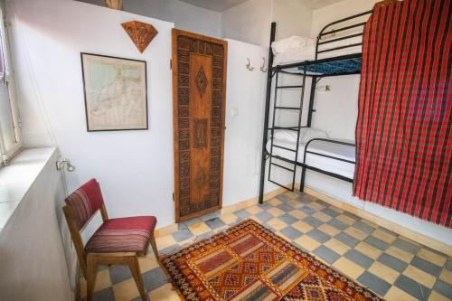 1 twin bed
