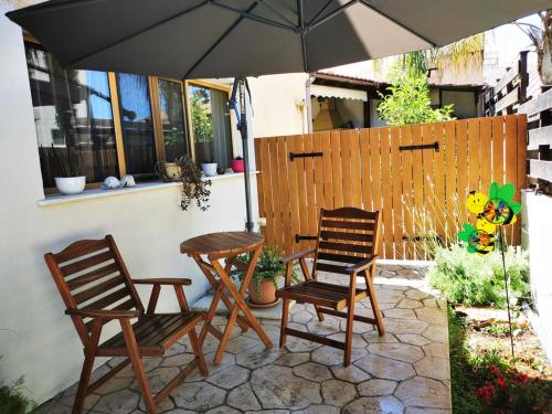Elegant & Trendy Apt in a Peaceful Area in Kato Polemidia