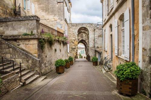 Bourg superbe appart avec vue magnifique in 博爾