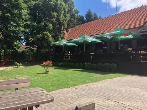 Restorāns, Apartmány Jevany (Apartmany Jevany) in Jevany