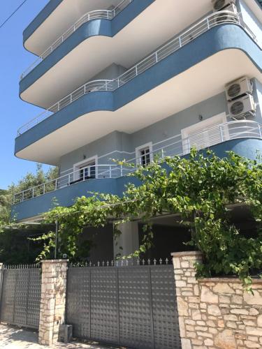 Sunmoon Apartments