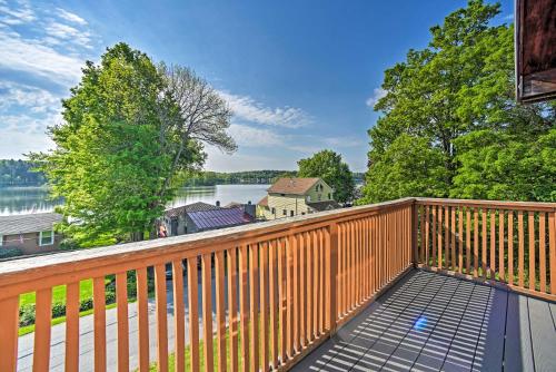 Lakeside Berkshires Home Near Hiking and Skiing - image 14