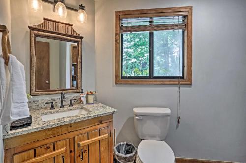 Mizzen Daze Cozy Coosawatee River Resort Cabin! - image 9