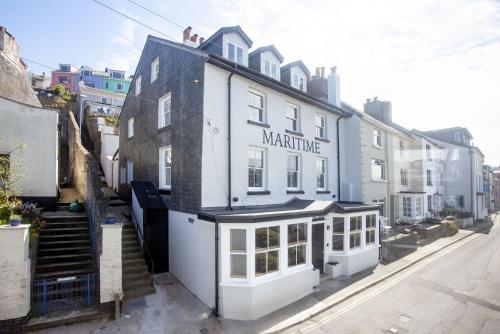 Golden Vanity, Maritime Suites, Brixham