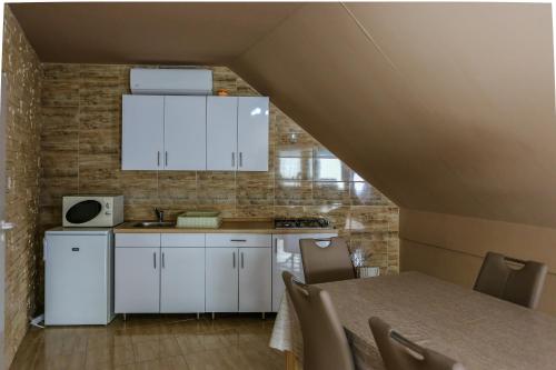 GÁRDI APARTMAN - image 2