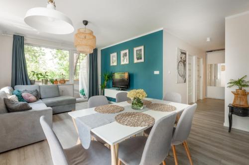 Sun House Apartment + free parking, Вроцлав