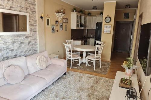 Lux Apartment Rose