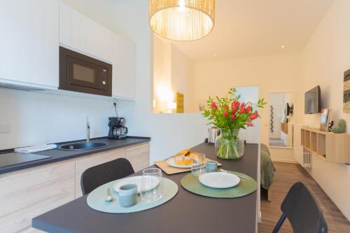Konyha, Enchanted Como Lake - Tremezzo Apartments by Rent All Como in Tremezzo
