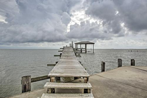Waterfront New Orleans House with Dock and Lake Views! - image 39