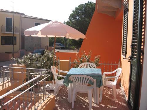 Grazioso bilocale con veranda gîte à louer Pedrumalu