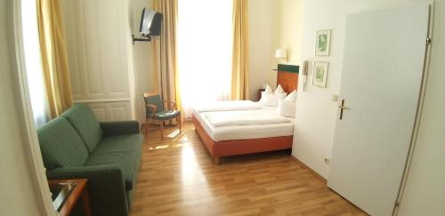 Hotel Domizil - image 9