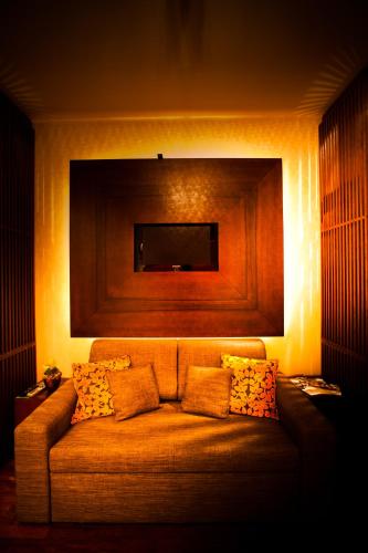 Superior Double Room with Balcony image 5