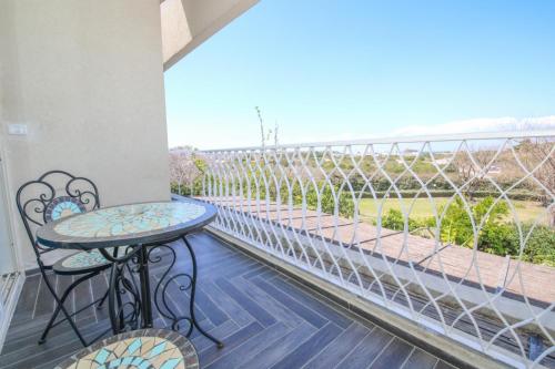 Terraza/balcón, Caesarea :In the front of the sea in Caesarea