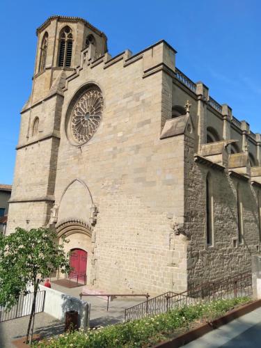 Appartement spacieux de 100m2 à deux pas du centre ville de Carcassonne