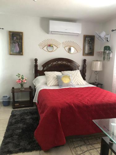 Gavidias Guest House in Caguas