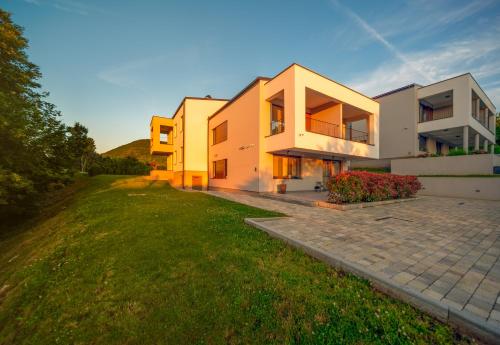 المنظر الخارجي, B&B Plitvice Lacus in دريزنيك جراد