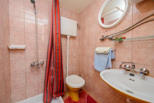 Apartment in Cavtat with sea view, balcony, air conditioning, WiFi (3686-3), Cavtat (photo 10)