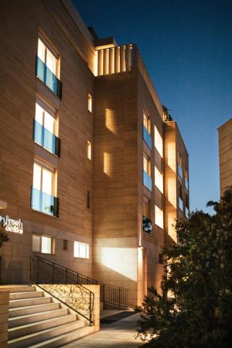 City Beach Apartments - image 6