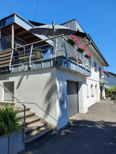 Große Auszeit Eifel mit Sauna, Kamin und Terrasse