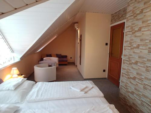 EMMA Apartman Harkány
