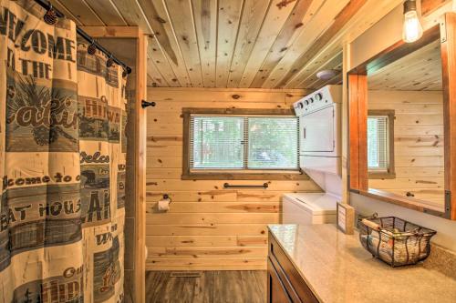Loon Lake Lodge with Dock, Sauna and Hot Tub! in Pequot Lakes (MN)