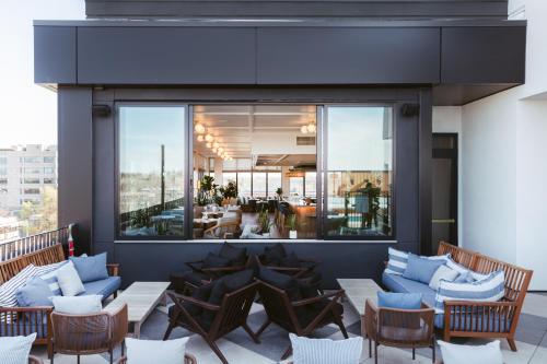 منظر, Clayton Hotel & Members Club in شيري كريك