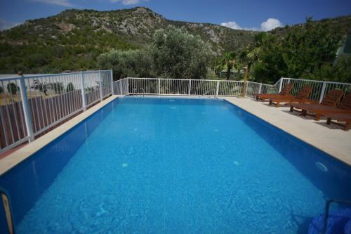 مسبح, Patara Caretta Hotel in باتارا