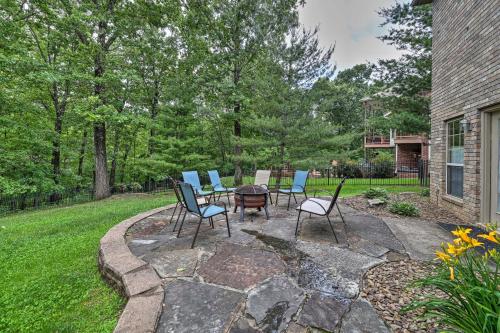 Bentonville Home with Pool Table, 2 Mi to Downtown! in Bentonville, USA