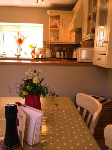 Peaseblossom House, a charming Grade II Listed Building, in a great location in Alnwick Peaseblossom House, a charming Grade II Listed Building, in a great location in Alnwick